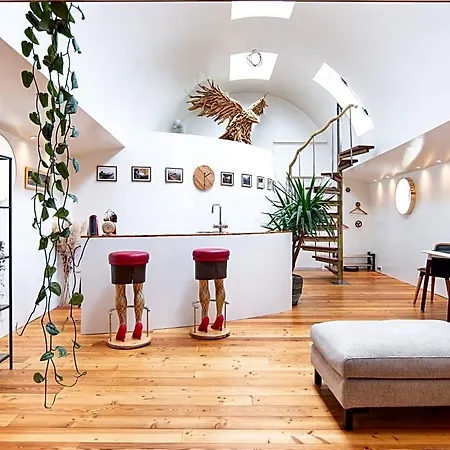 Oda ve Kahvaltı Houseboat Amsterdam